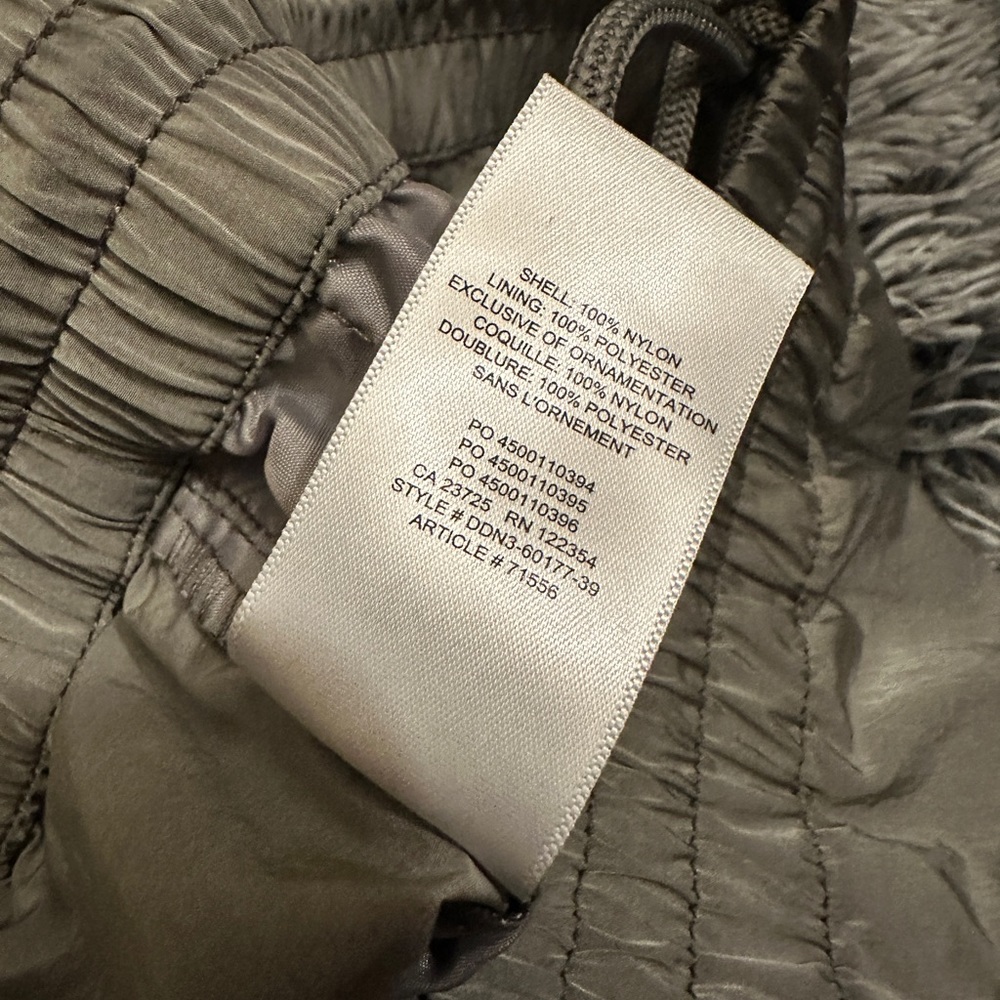 Aritzia TNA Dope Dyed Trackpants - Picture 8 of 8